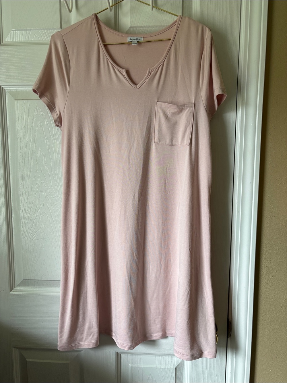 Light Pink T-Shirt Dress Size Medium | Soft Stretch Casual Dress | Pocket Detail
